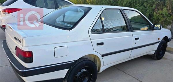 Peugeot 405 2010 for sale in Iraq - Najaf
